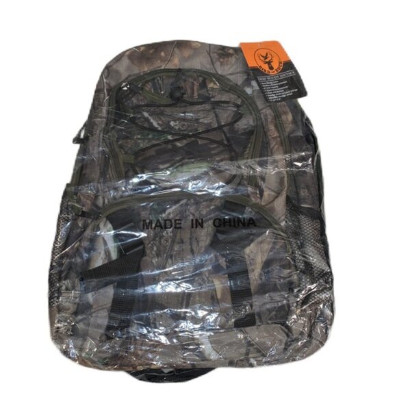 Bird and Buck Deep Woods Camo Backpack - Picture 2 of 9